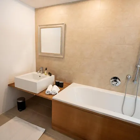 Hotel Christina 3*