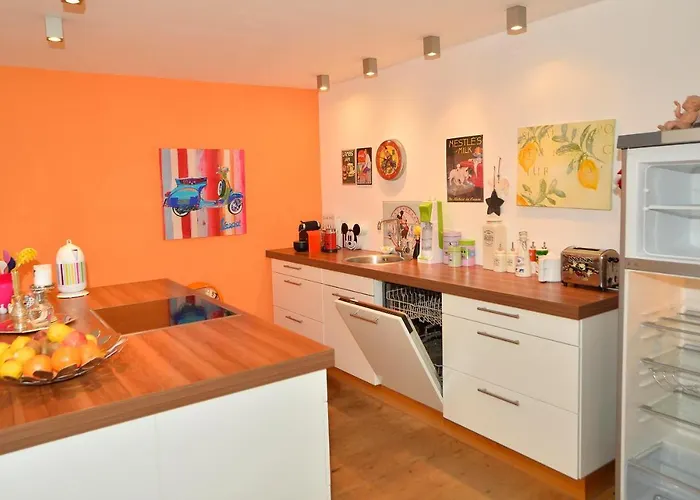 Christina ホテル 3*