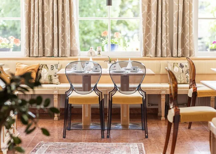 Christina ホテル ゼーフェルト・イン・チロル