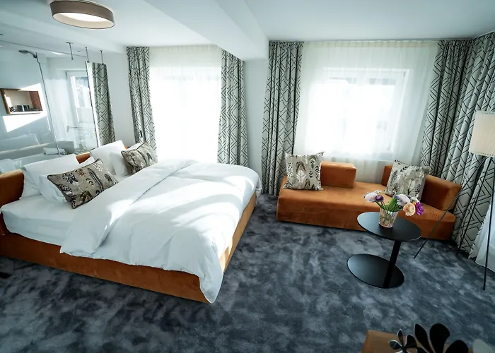 Christina ホテル 3*